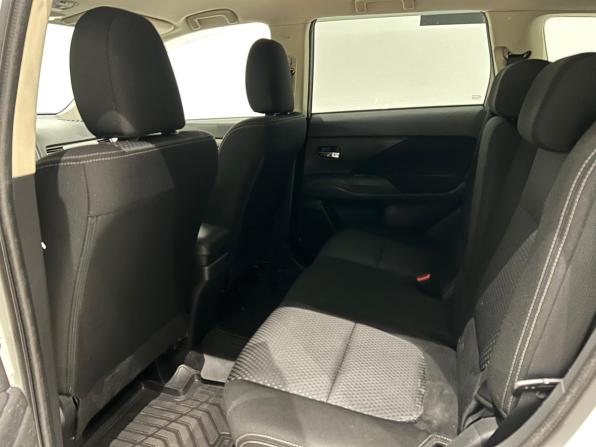 Mitsubishi Outlander III Рестайлинг 3 с пробегом 2018 года, цена 1 399 000 рублей, 218369 км, внедорожник, Автокод Объявления