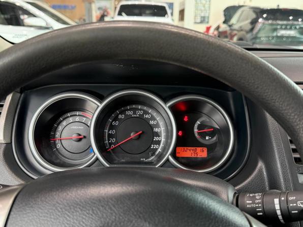Nissan Tiida I Рестайлинг с пробегом 2010 года, цена 795 000 рублей, 132448 км, хэтчбек, Автокод Объявления