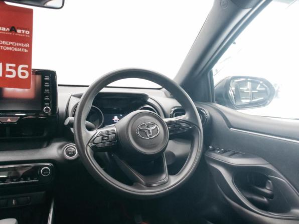 Toyota Yaris IV с пробегом 2020 года, цена 1 500 000 рублей, 37225 км, хэтчбек, Автокод Объявления