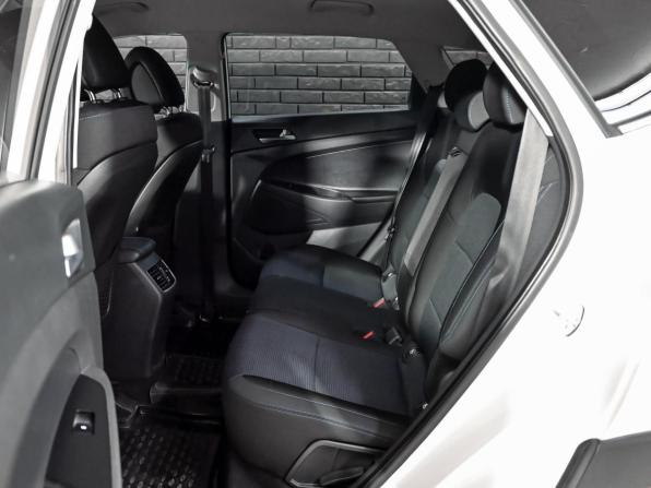 Hyundai Tucson III с пробегом 2016 года, цена 1 950 000 рублей, 106797 км, внедорожник, Автокод Объявления
