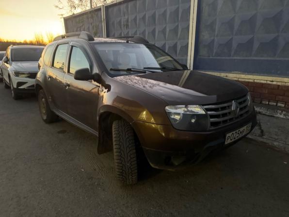 Renault Duster I с пробегом 2015 года, цена 920 000 рублей, 129040 км, внедорожник, Автокод Объявления