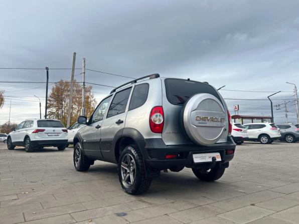 Chevrolet Niva I Рестайлинг с пробегом 2014 года, цена 495 000 рублей, 177424 км, внедорожник, Автокод Объявления