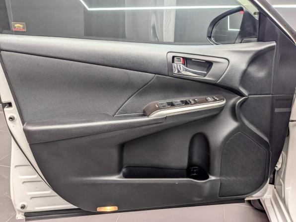 Toyota Camry VII (XV50) Рестайлинг с пробегом 2016 года, цена 1 550 000 рублей, 227573 км, седан, Автокод Объявления