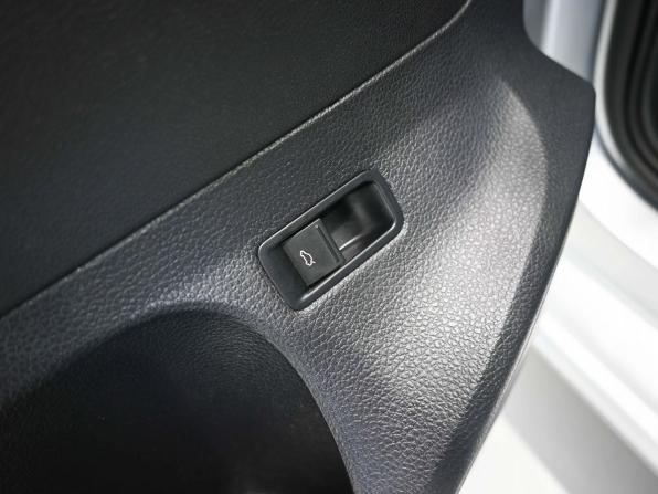 Volkswagen Polo V с пробегом 2012 года, цена 789 900 рублей, 218000 км, седан, Автокод Объявления