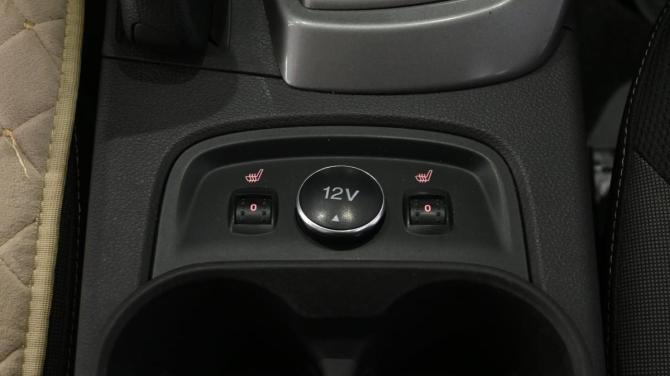 Ford Focus III с пробегом 2013 года, цена 620 000 рублей, 213357 км, хэтчбек, Автокод Объявления