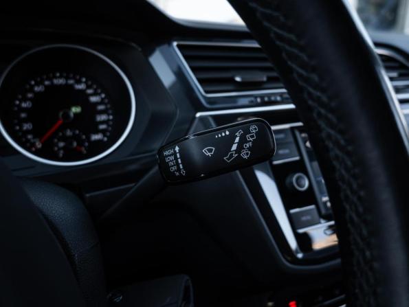 Volkswagen Tiguan II Рестайлинг с пробегом 2020 года, цена 2 698 000 рублей, 46439 км, внедорожник, Автокод Объявления