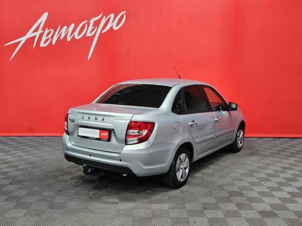 Lada (ВАЗ) Granta I Рестайлинг с пробегом 2022 года, цена 750 000 рублей, 106859 км, седан, Автокод Объявления