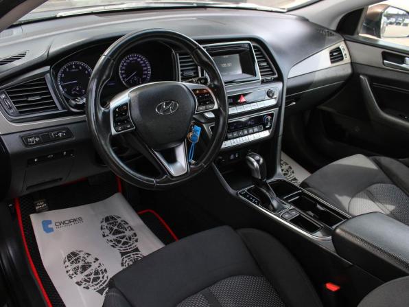 Hyundai Sonata VII (LF) Рестайлинг с пробегом 2019 года, цена 1 390 000 рублей, 274000 км, седан, Автокод Объявления