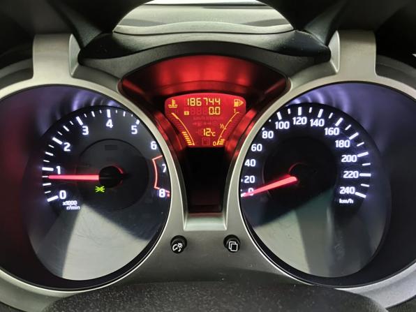 Nissan Juke I с пробегом 2012 года, цена 710 000 рублей, 186740 км, внедорожник, Автокод Объявления