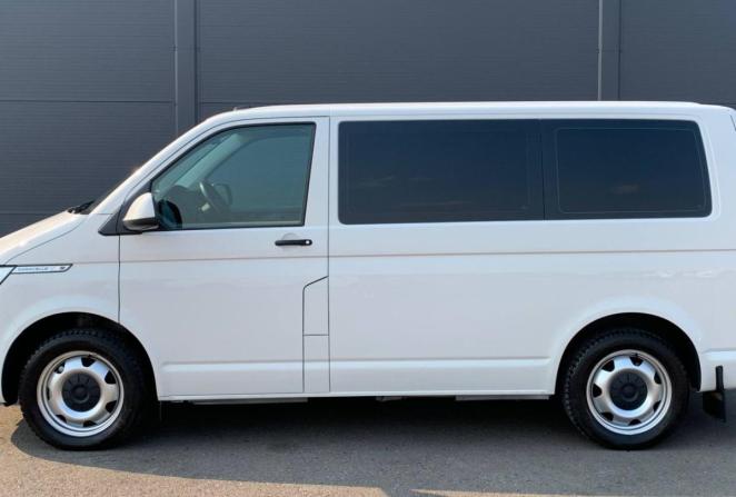 Volkswagen Caravelle T6 Рестайлинг с пробегом 2020 года, цена 3 640 000 рублей, 56851 км, минивэн, Автокод Объявления