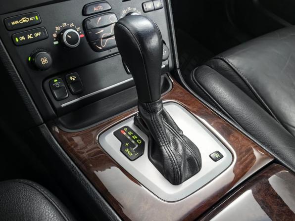 Volvo XC90 I Рестайлинг с пробегом 2013 года, цена 1 699 000 рублей, 207604 км, внедорожник, Автокод Объявления