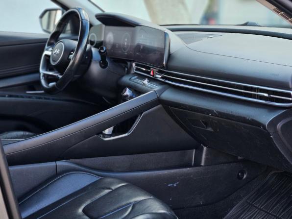 Hyundai Elantra VII (CN7) с пробегом 2021 года, цена 1 899 000 рублей, 117600 км, седан, Автокод Объявления