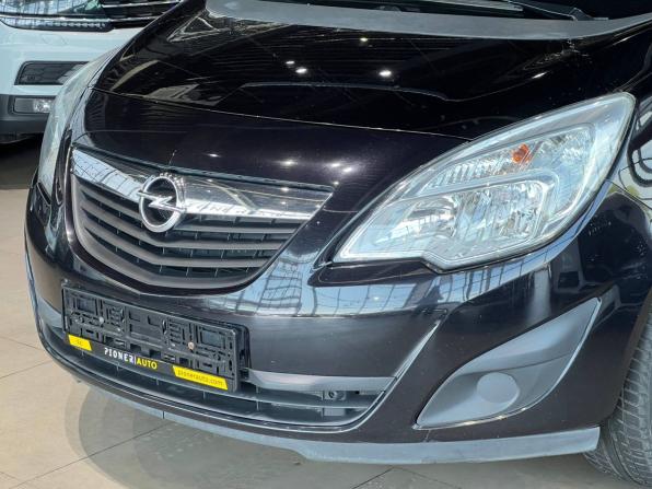 Opel Meriva B с пробегом 2011 года, цена 775 000 рублей, 95331 км, компактвэн, Автокод Объявления