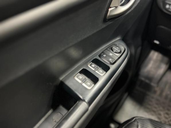 Kia Rio IV с пробегом 2020 года, цена 1 599 000 рублей, 81000 км, седан, Автокод Объявления