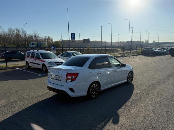 Lada (ВАЗ) Granta I Рестайлинг с пробегом 2023 года, цена 899 000 рублей, 40000 км, седан, Автокод Объявления