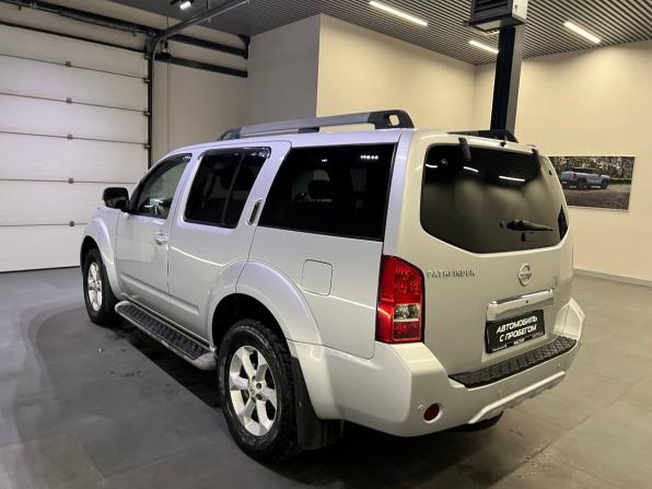 Nissan Pathfinder III Рестайлинг с пробегом 2011 года, цена 1 313 000 рублей, 273824 км, внедорожник, Автокод Объявления