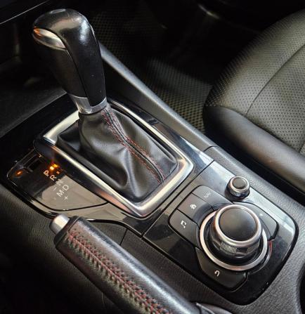 Mazda 3 III (BM) с пробегом 2014 года, цена 1 310 000 рублей, 161026 км, седан, Автокод Объявления