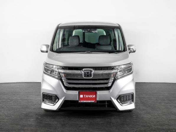 Honda Stepwgn V Рестайлинг с пробегом 2018 года, цена 2 290 000 рублей, 86003 км, минивэн, Автокод Объявления