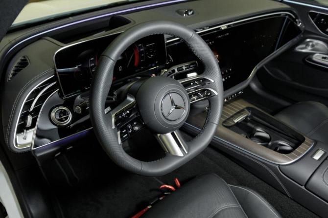 Новый Mercedes-Benz E-Класс VI (W214 S214) 2026 года, цена 9 300 000 рублей, седан, Автокод Объявления