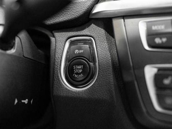 BMW 3 серии VI (F3x) с пробегом 2013 года, цена 1 399 000 рублей, 224635 км, седан, Автокод Объявления