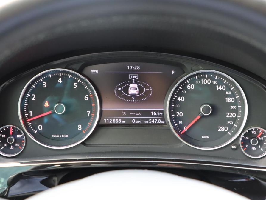 Volkswagen Touareg II Рестайлинг Санкт-Петербург  - изображение 11