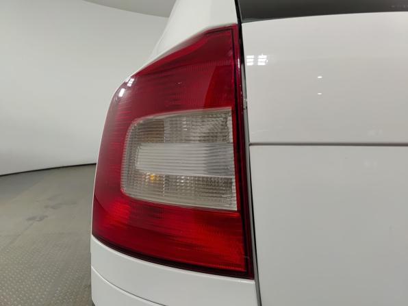Skoda Octavia II (A5) Рестайлинг с пробегом 2012 года, цена 950 000 рублей, 398788 км, универсал, Автокод Объявления