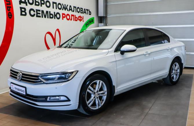 Volkswagen Passat B8 с пробегом 2015 года, цена 1 450 000 рублей, 216254 км, седан, Автокод Объявления
