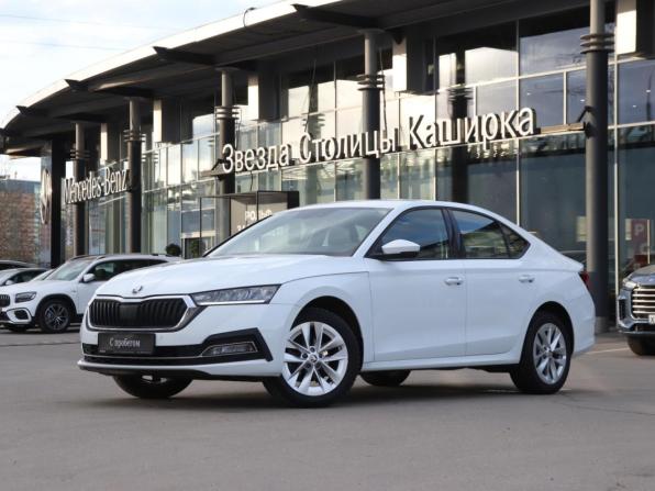Skoda Octavia IV (A8) с пробегом 2020 года, цена 2 460 000 рублей, 97633 км, лифтбек, Автокод Объявления
