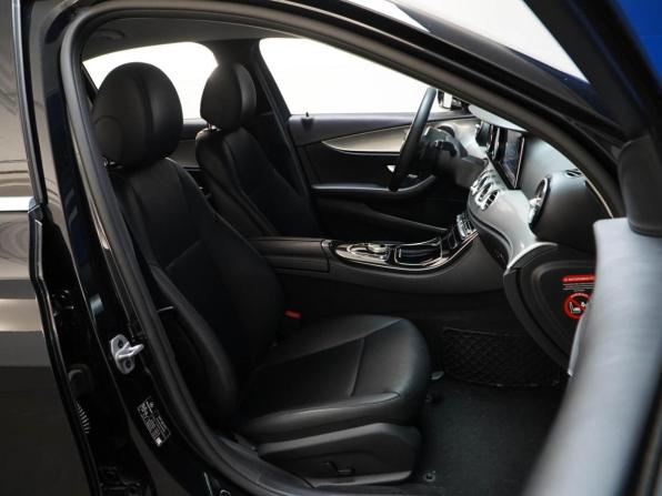 Mercedes-Benz E-Класс V (W213 S213 C238) с пробегом 2019 года, цена 3 020 046 рублей, 90825 км, седан, Автокод Объявления