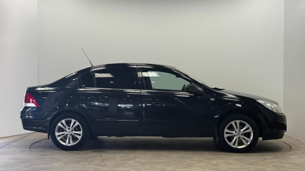 Opel Astra H Рестайлинг Киров  - изображение 8