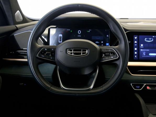 Geely Monjaro I с пробегом 2023 года, цена 2 945 000 рублей, 73443 км, внедорожник, Автокод Объявления