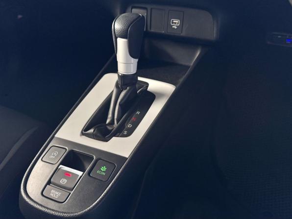 Honda Fit IV с пробегом 2020 года, цена 1 345 000 рублей, 64000 км, хэтчбек, Автокод Объявления