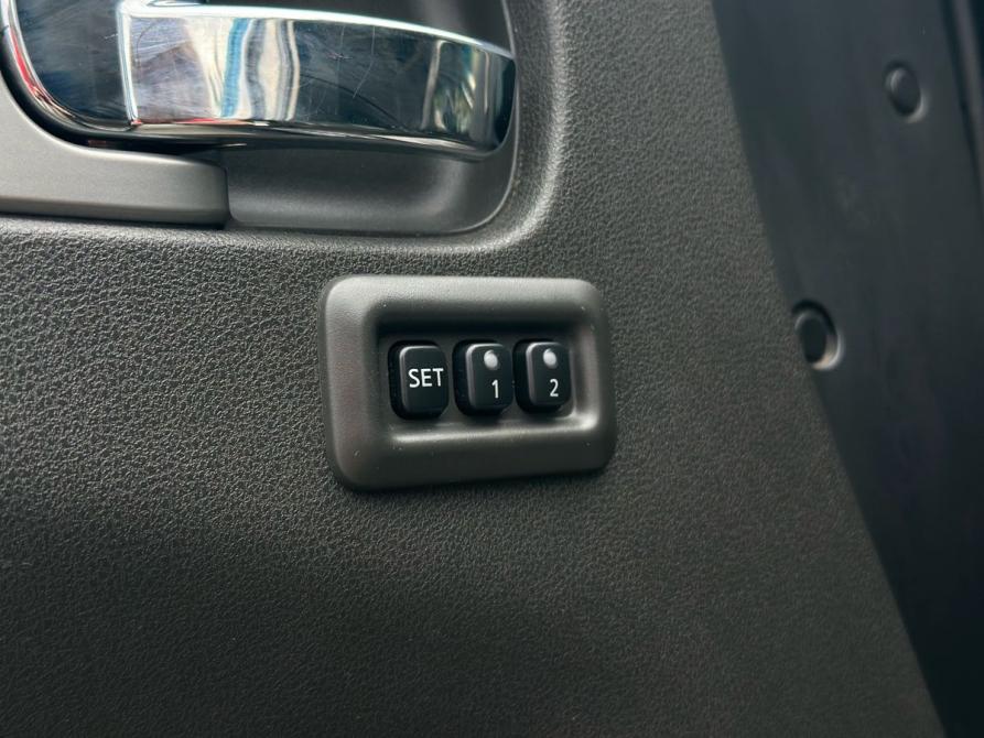 Nissan Pathfinder III Рестайлинг Санкт-Петербург  - изображение 17