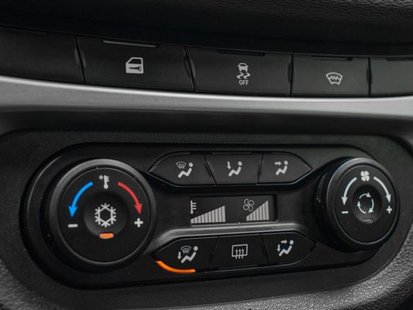 Lada (ВАЗ) Vesta I с пробегом 2020 года, цена 1 230 000 рублей, 92969 км, универсал, Автокод Объявления