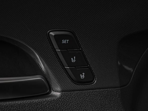Hyundai Santa Fe IV Рестайлинг с пробегом 2021 года, цена 3 899 000 рублей, 73550 км, внедорожник, Автокод Объявления