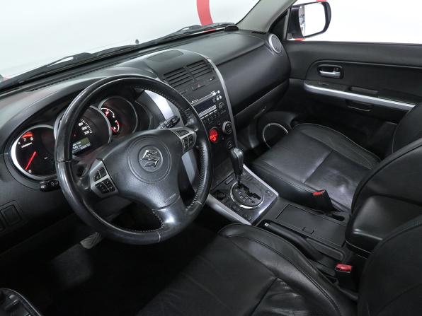 Suzuki Grand Vitara II Рестайлинг с пробегом 2008 года, цена 820 000 рублей, 268000 км, внедорожник, Автокод Объявления