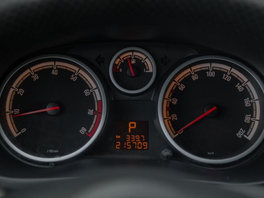Opel Corsa D Тюмень  - изображение 9