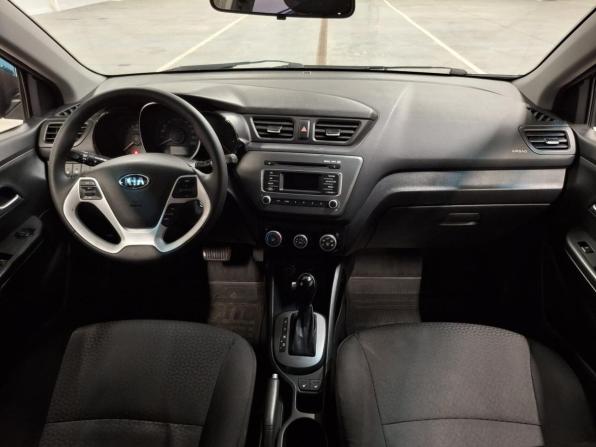 Kia Rio III Рестайлинг с пробегом 2015 года, цена 995 000 рублей, 160130 км, седан, Автокод Объявления