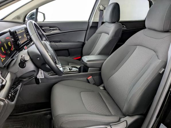 Kia Sportage V с пробегом 2024 года, цена 3 250 000 рублей, 40058 км, внедорожник, Автокод Объявления
