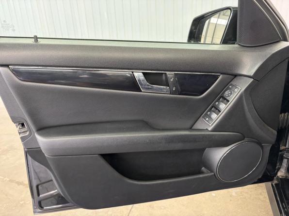 Mercedes-Benz C-Класс III (W204) с пробегом 2010 года, цена 1 147 000 рублей, 226838 км, седан, Автокод Объявления