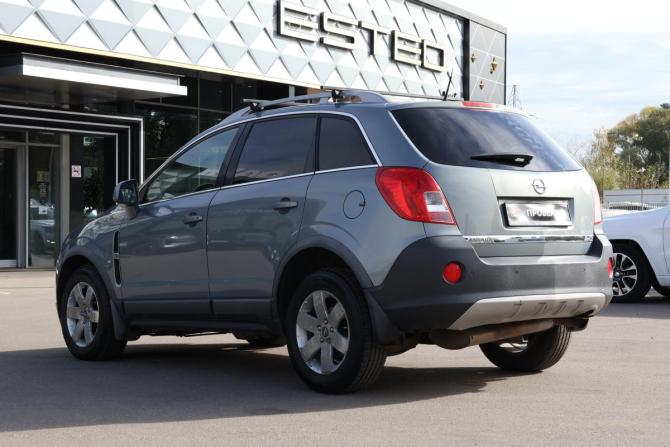 Opel Antara I Рестайлинг с пробегом 2012 года, цена 660 000 рублей, 321670 км, внедорожник, Автокод Объявления