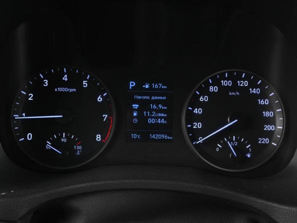 Hyundai Solaris II с пробегом 2017 года, цена 1 249 000 рублей, 142096 км, седан, Автокод Объявления