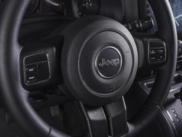 Jeep Liberty (Patriot) с пробегом 2015 года, цена 1 250 000 рублей, 167000 км, внедорожник, Автокод Объявления