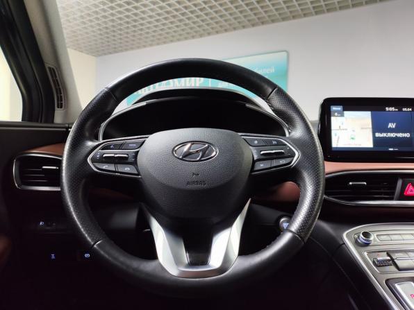 Hyundai Santa Fe IV Рестайлинг с пробегом 2023 года, цена 3 529 000 рублей, 152053 км, внедорожник, Автокод Объявления