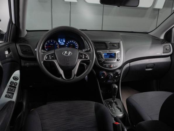 Hyundai Solaris I Рестайлинг с пробегом 2015 года, цена 1 049 000 рублей, 93886 км, хэтчбек, Автокод Объявления
