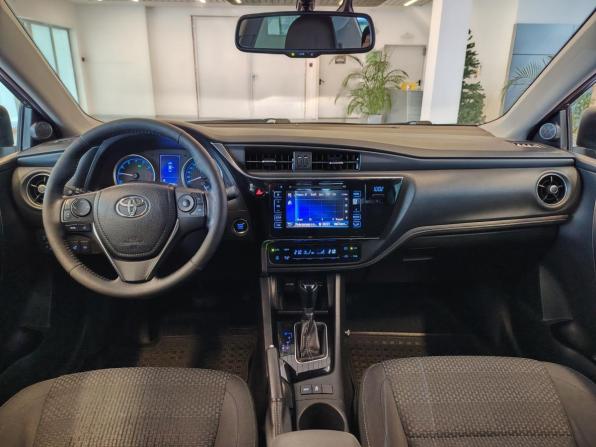 Toyota Corolla XI (E160 E170 E180) Рестайлинг 1 с пробегом 2019 года, цена 1 564 000 рублей, 172918 км, седан, Автокод Объявления