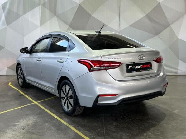 Hyundai Solaris II с пробегом 2017 года, цена 1 116 000 рублей, 147210 км, седан, Автокод Объявления