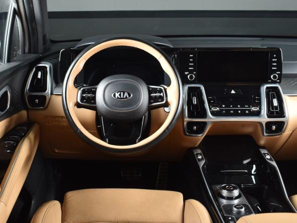 Kia Sorento IV с пробегом 2020 года, цена 3 199 995 рублей, 128240 км, внедорожник, Автокод Объявления