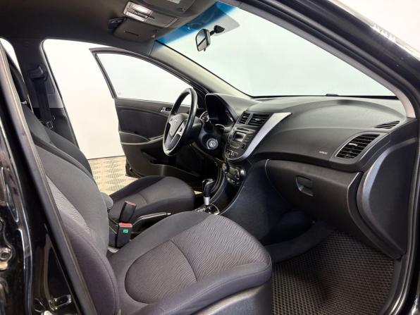 Hyundai Solaris I с пробегом 2013 года, цена 920 000 рублей, 158677 км, седан, Автокод Объявления