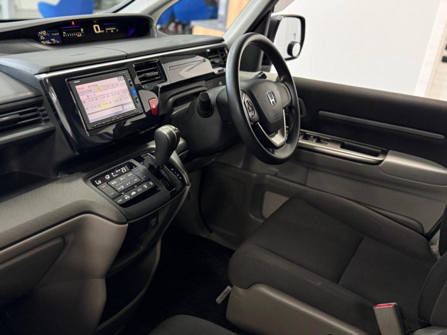 Honda Stepwgn V Казань  - изображение 8